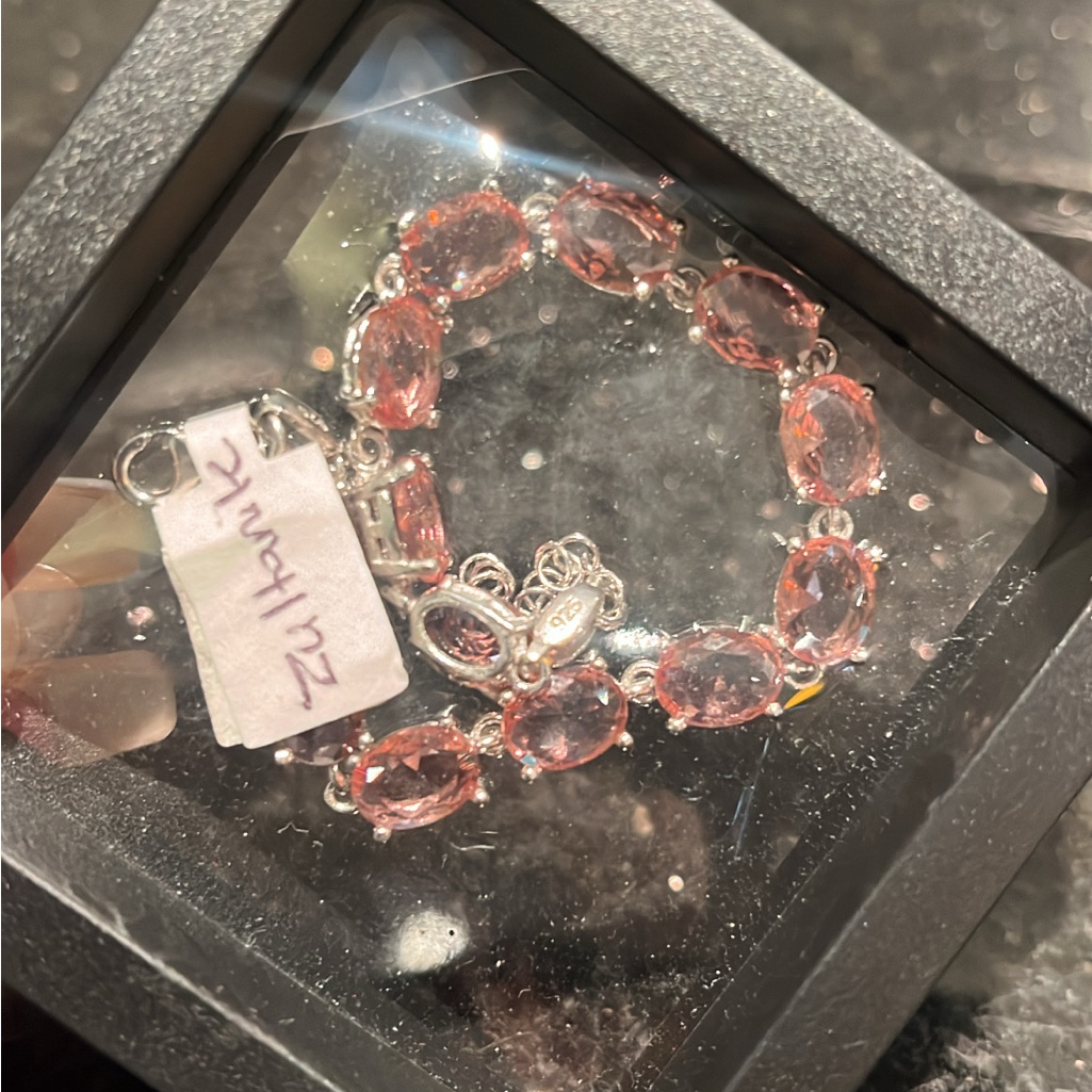 Elegant Zultanite Gemstone Bracelet